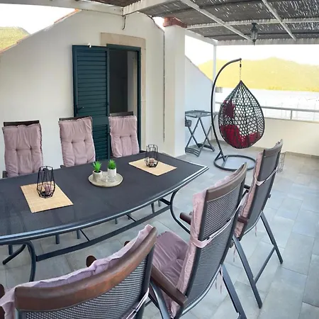 Riva 度假居